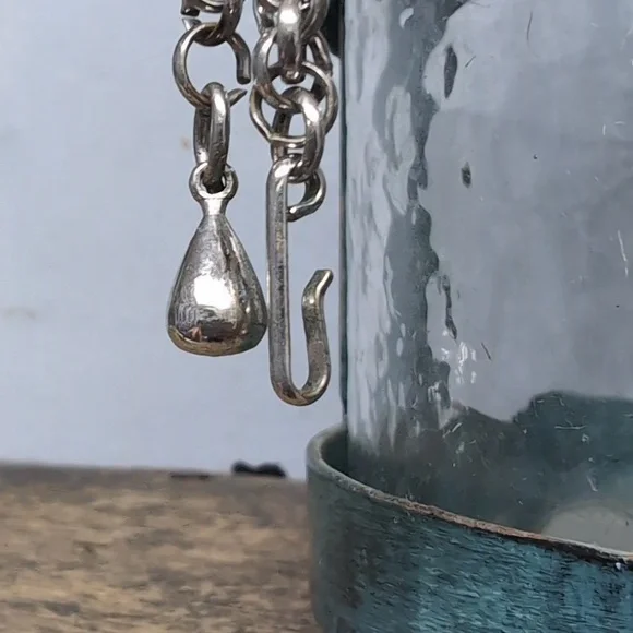 Vintage Silver Necklace with Large Blue Jewel Stone - Picture 4 of 7